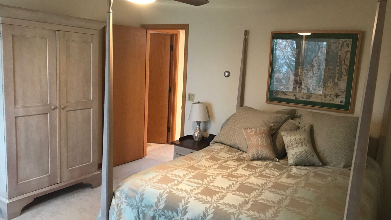 Photo of Bedroom in Glen Arbor