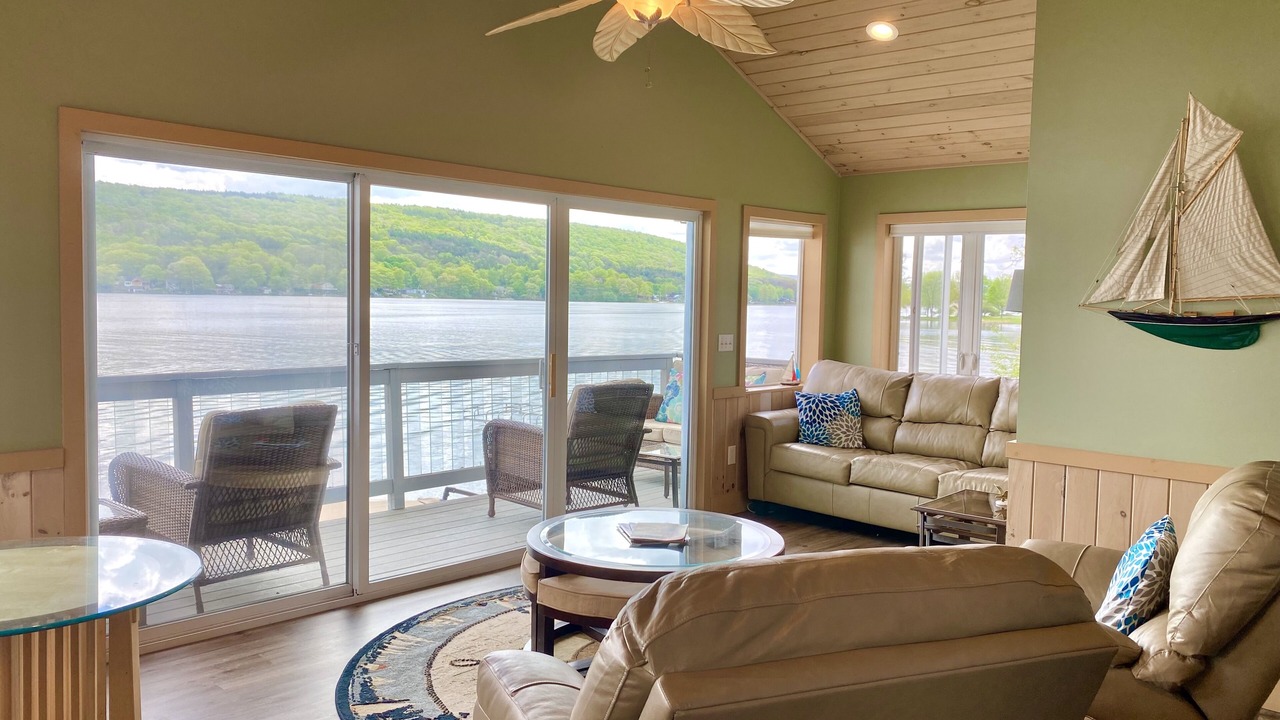Photo of Bedroom in Hammondsport