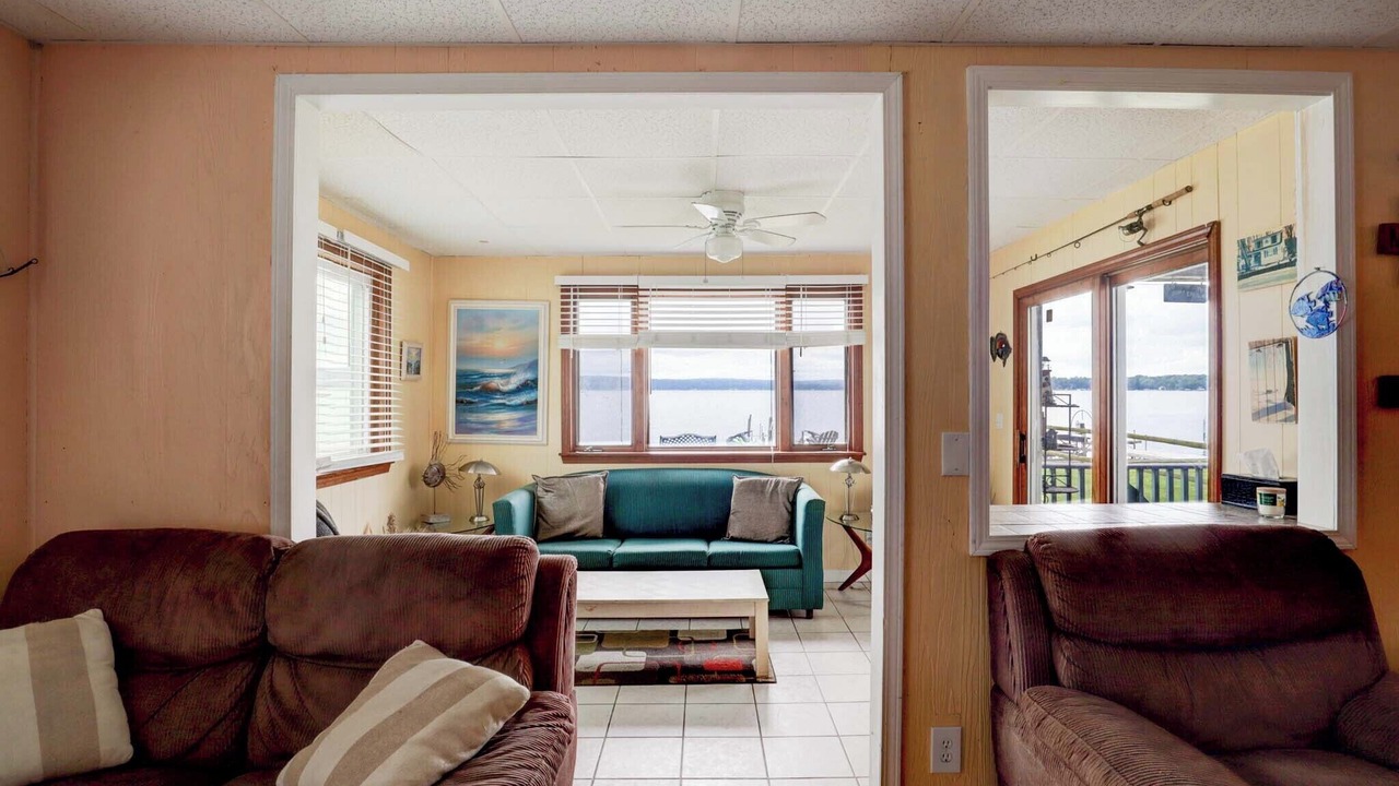 Photo of Livingroom in Ashville