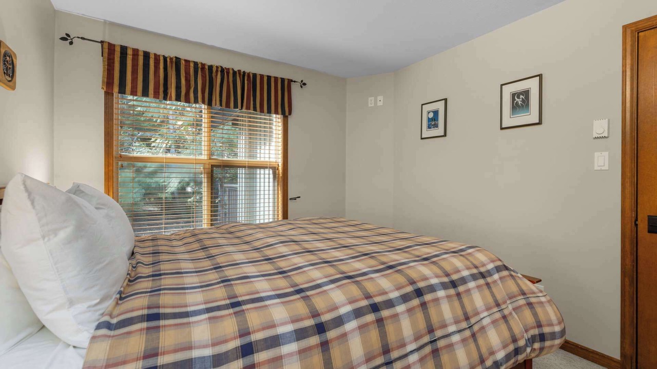 Photo of Bedroom in Blackcomb