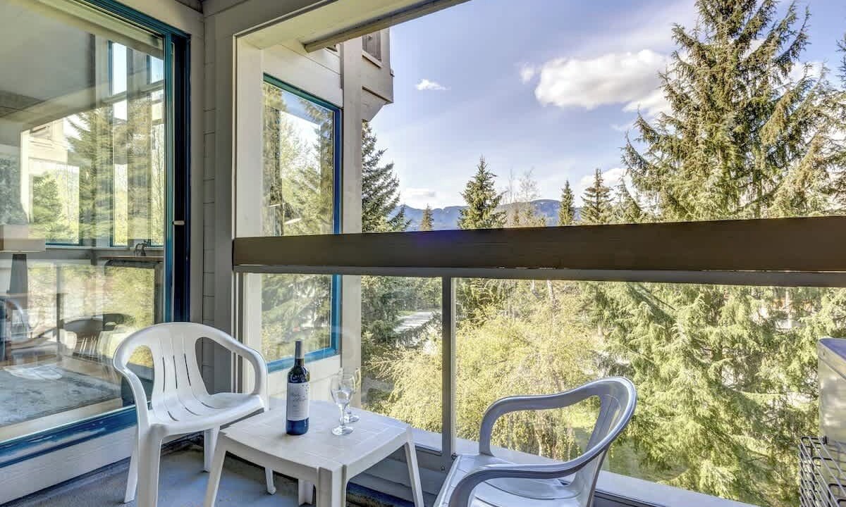 Photo of Patio Balcony in Upper Village
