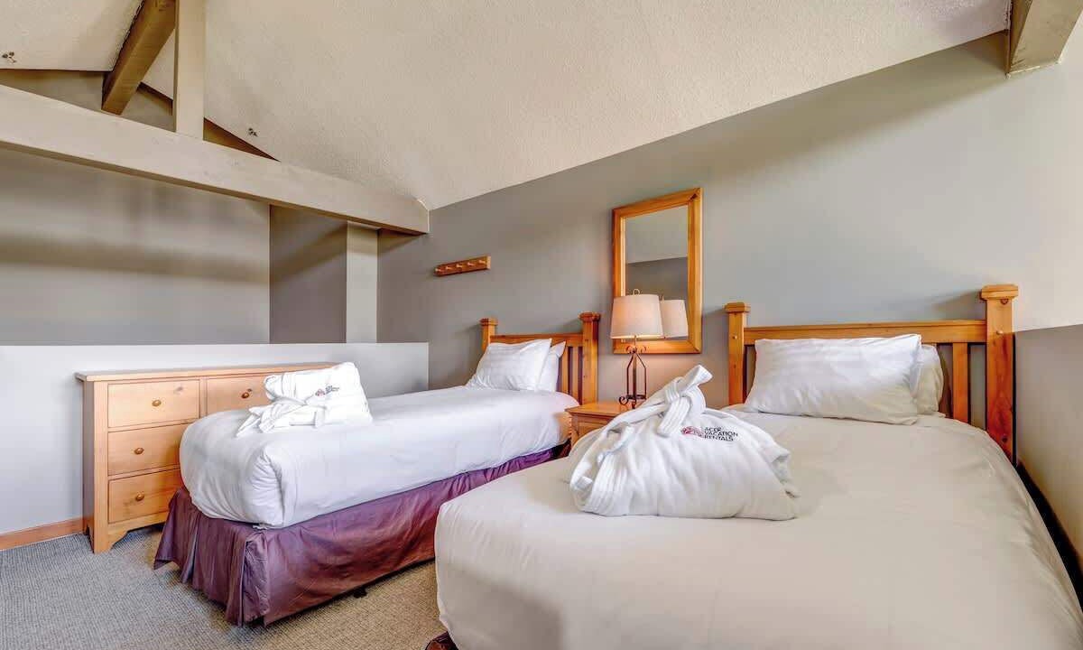 Photo of Bedroom in Upper Village