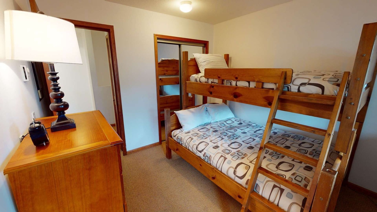 Photo of Bedroom in Village North