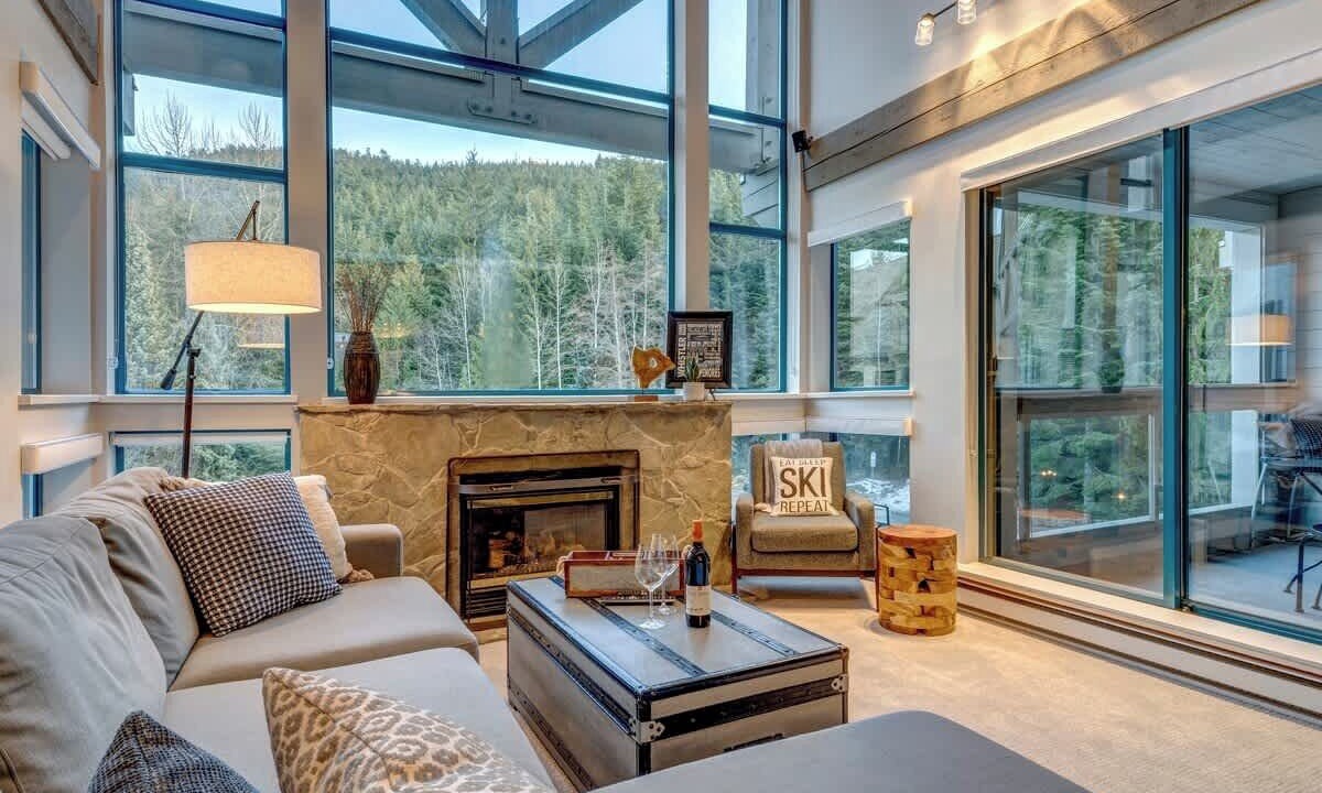 Photo of Livingroom in Upper Village