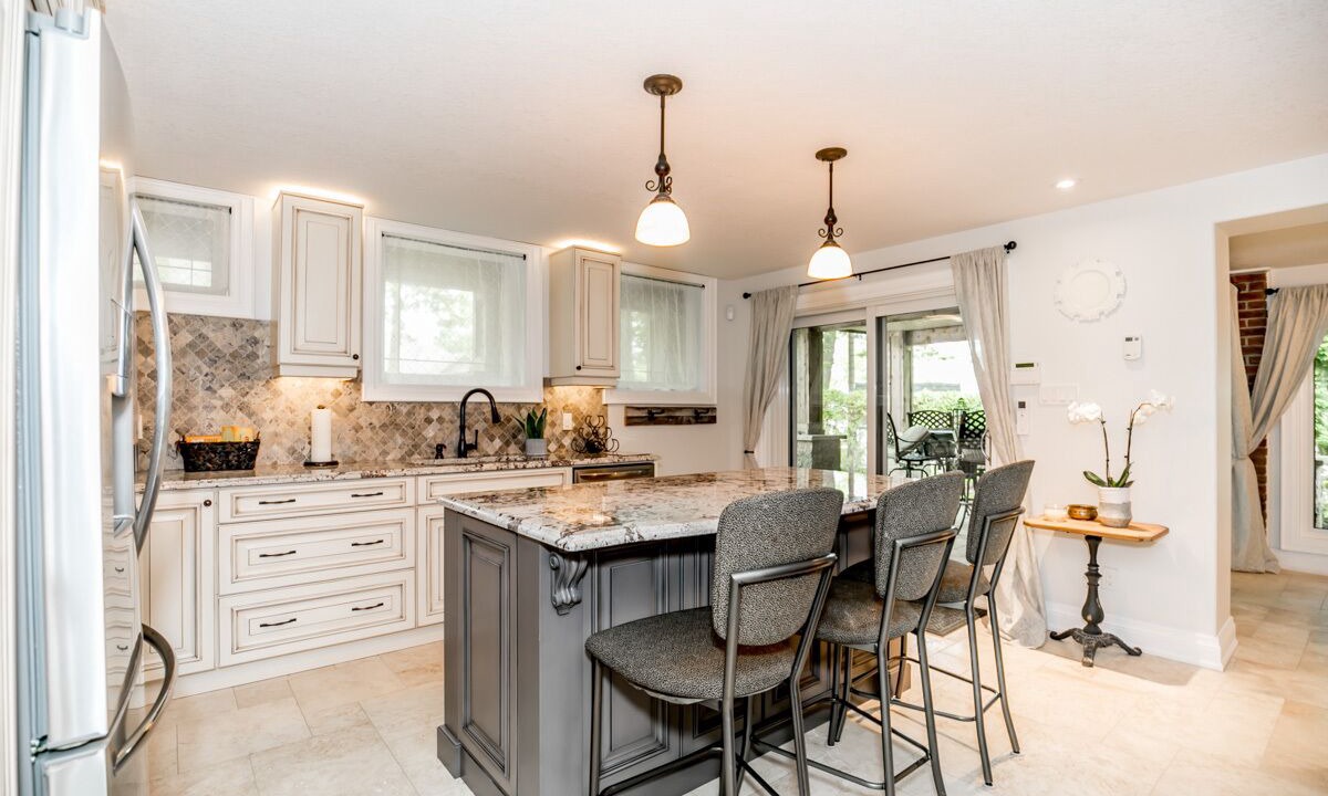Photo of Kitchen in Oro-Medonte