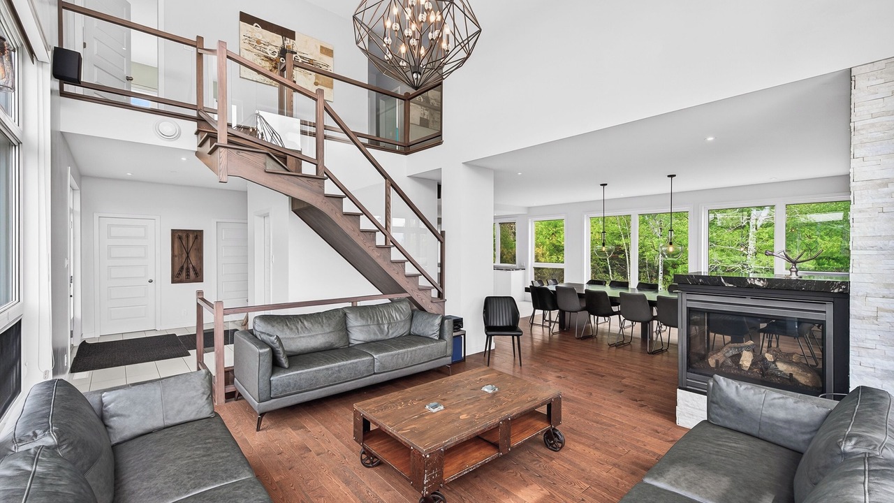 Photo of Livingroom in Petite-Riviere-Saint-Francois