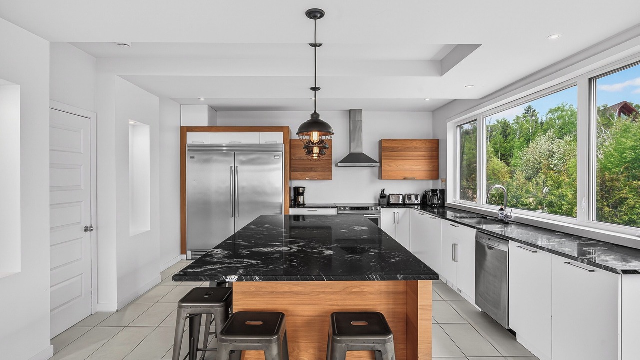 Photo of Kitchen in Petite-Riviere-Saint-Francois