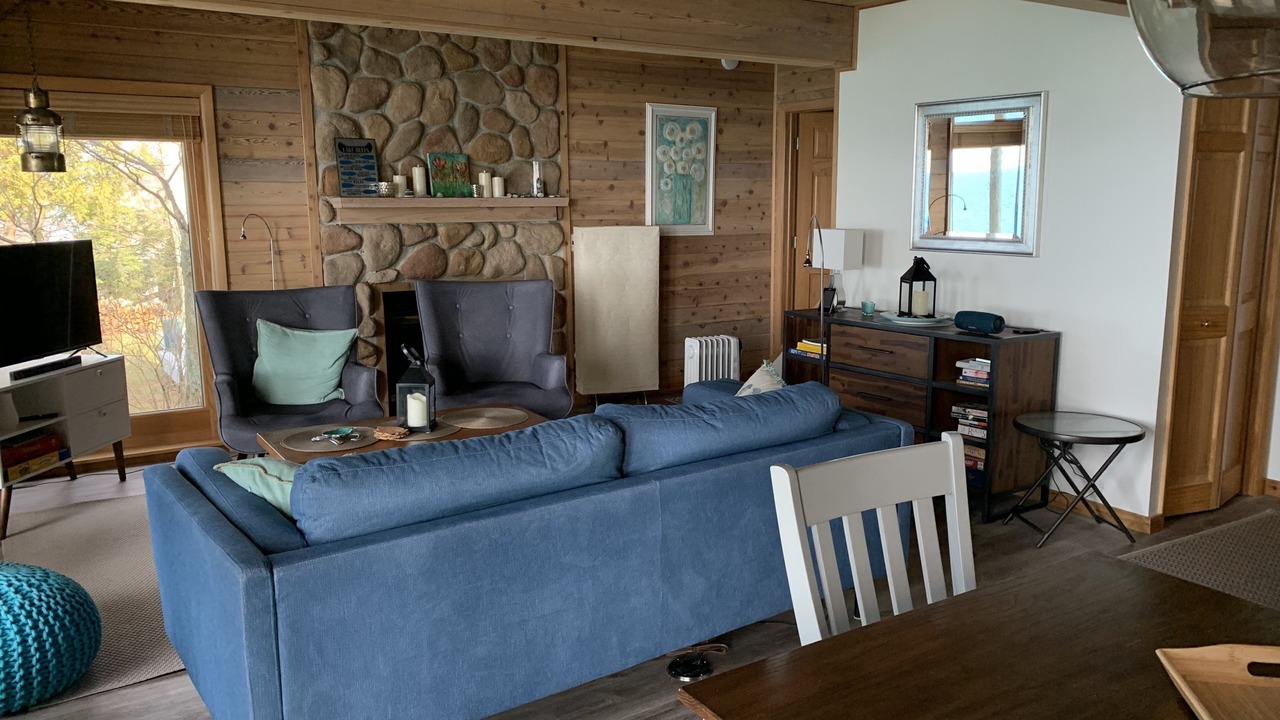 Photo of Livingroom in Manistee