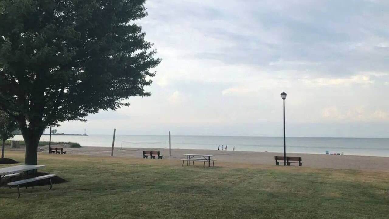 Photo of Others in Huron
