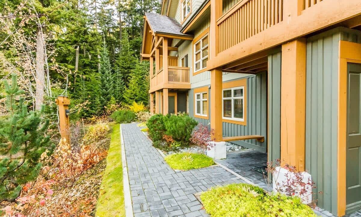 Photo of Outdoor in Upper Village