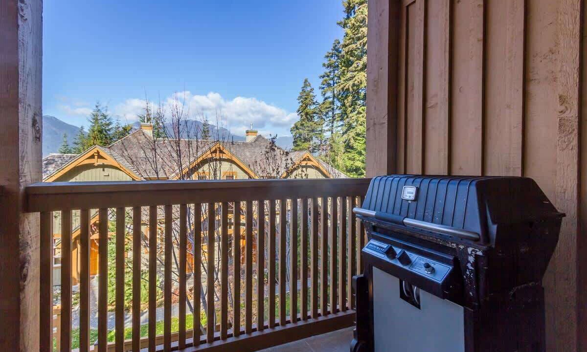 Photo of Patio Balcony in Upper Village