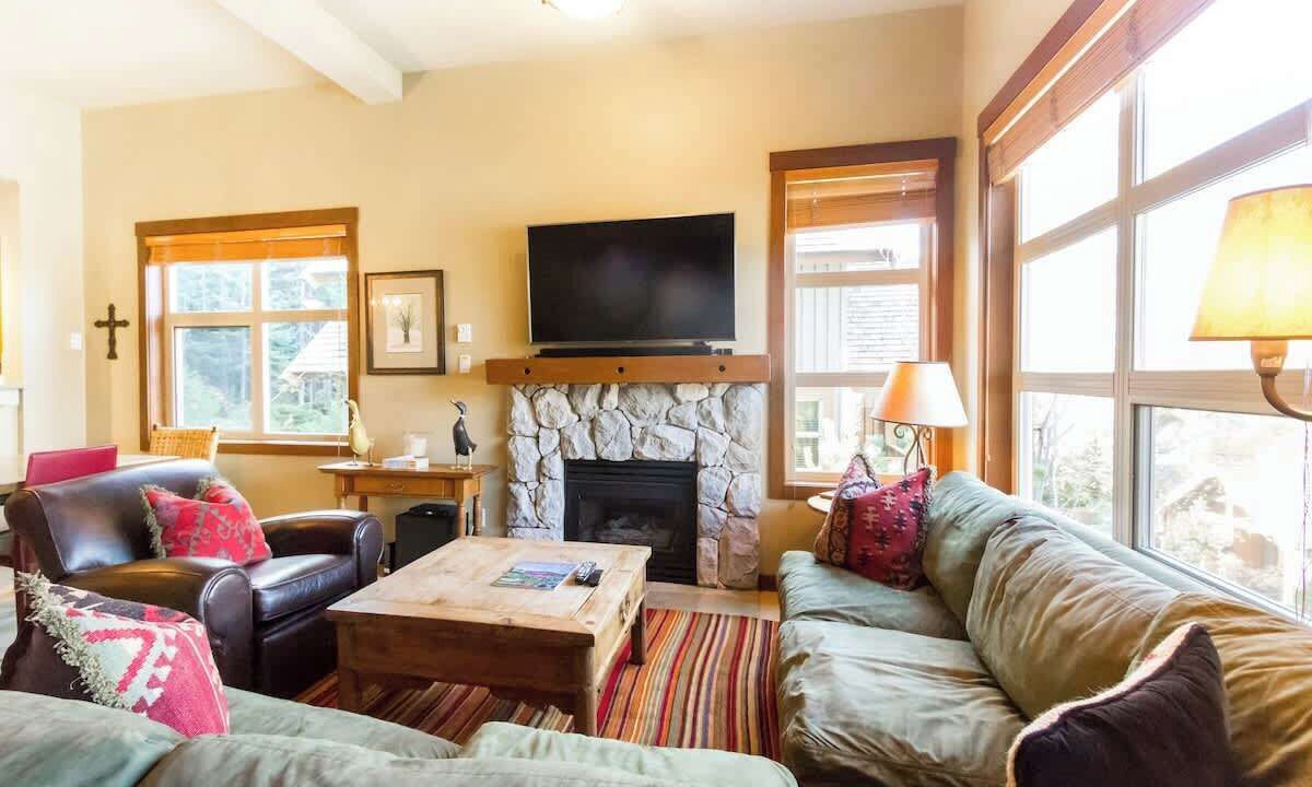 Photo of Livingroom in Upper Village