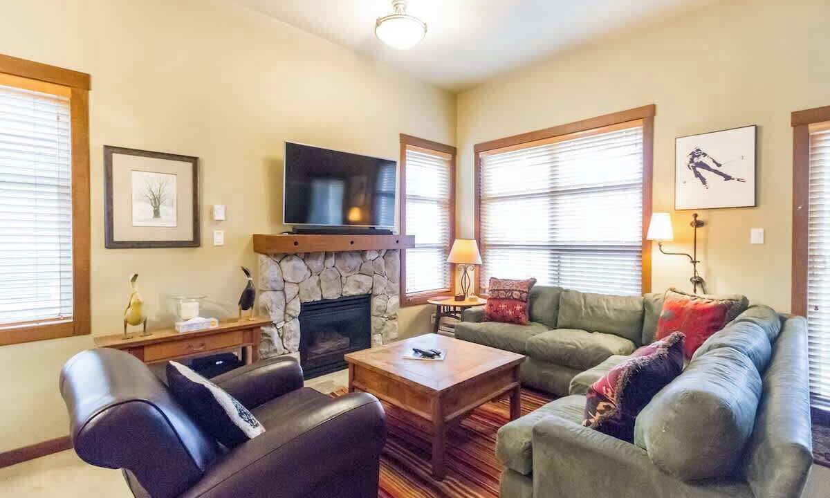 Photo of Livingroom in Upper Village