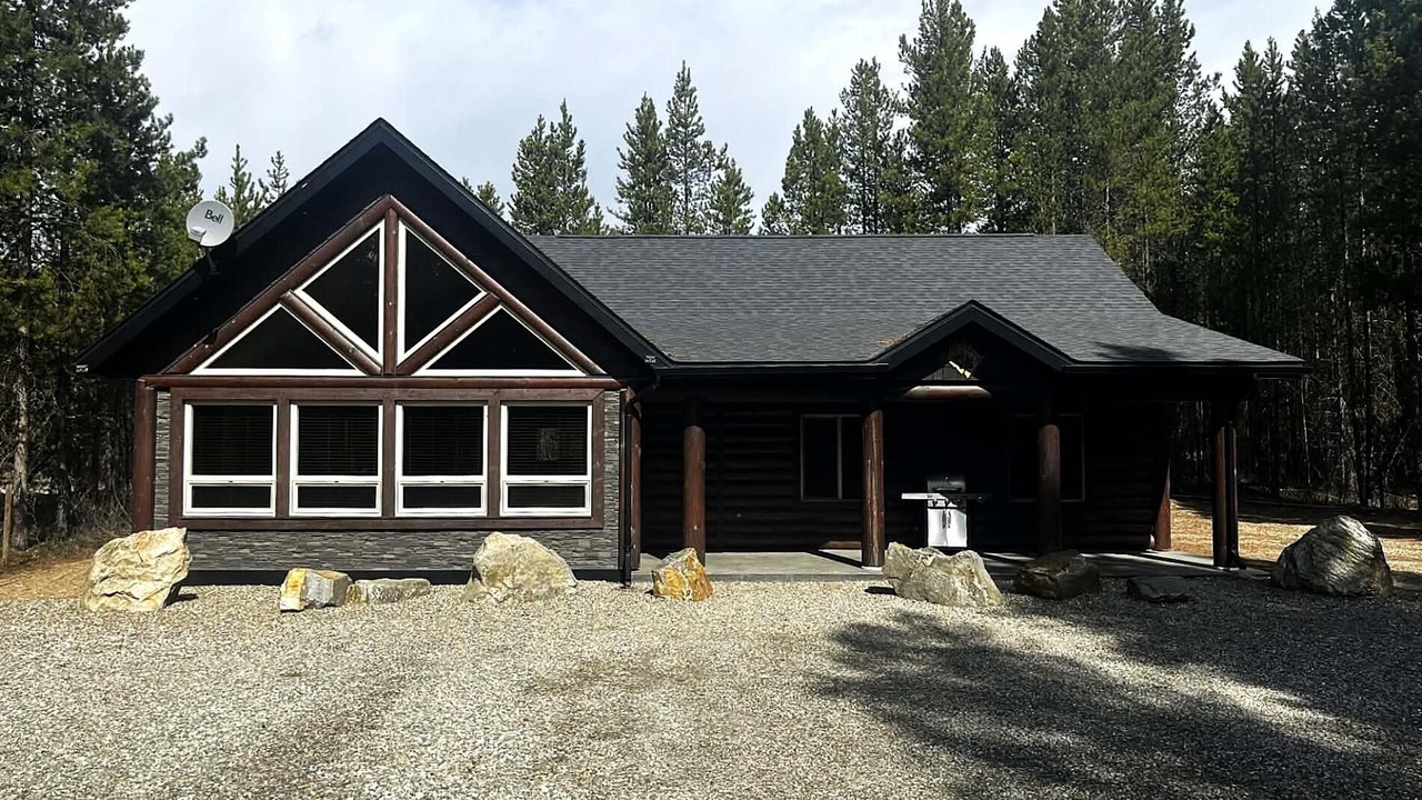 Photo of Others in Valemount