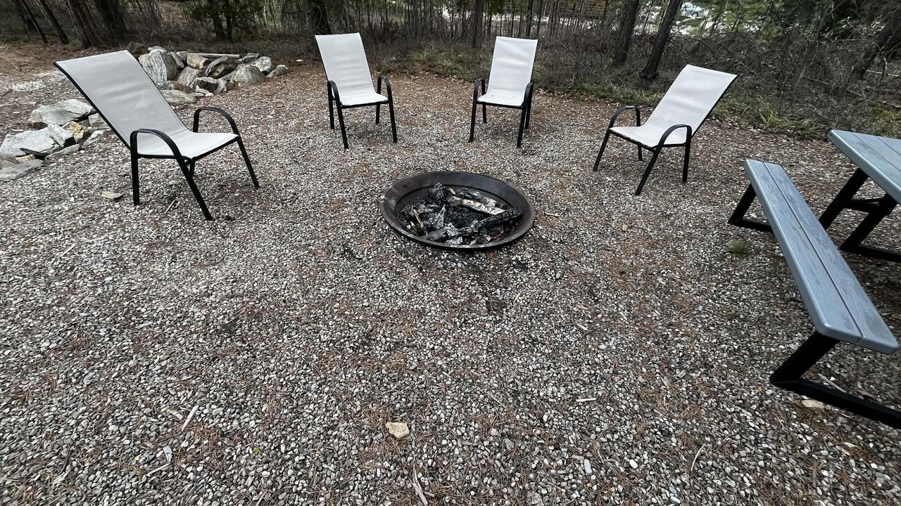 Photo of Others in Valemount