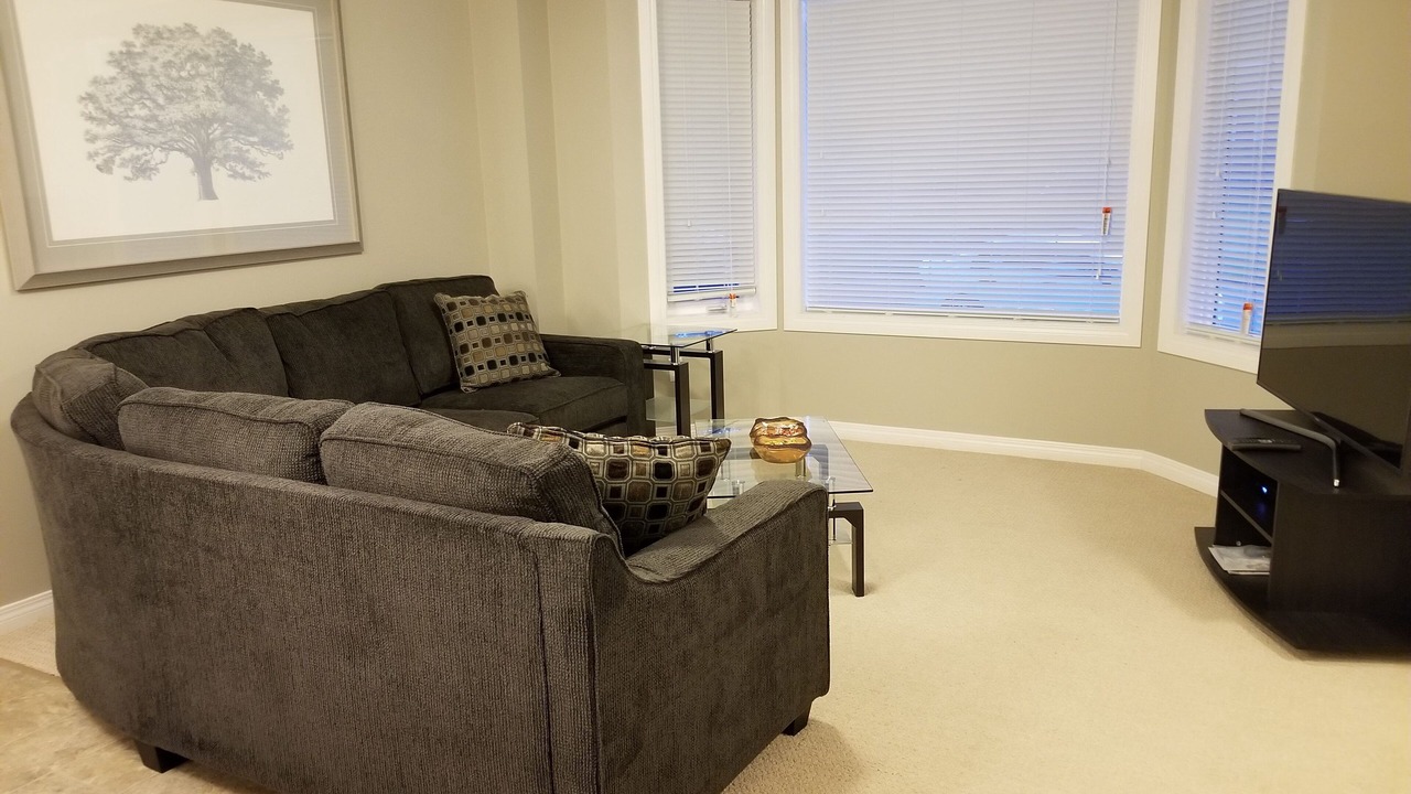 Photo of Livingroom in North Central Edmonton