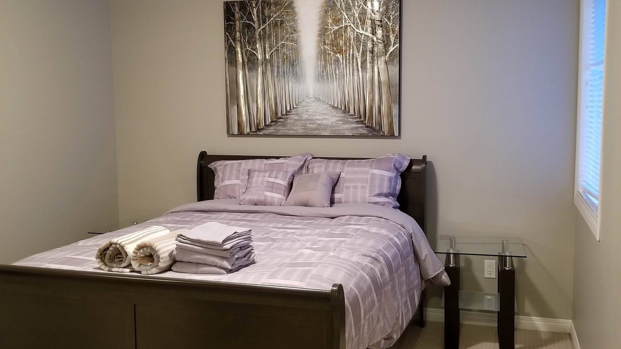 Photo of Bedroom in North Central Edmonton