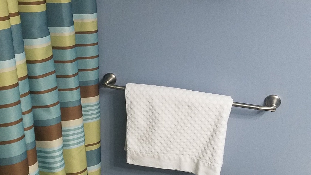 Photo of Bathroom in Oak Harbor