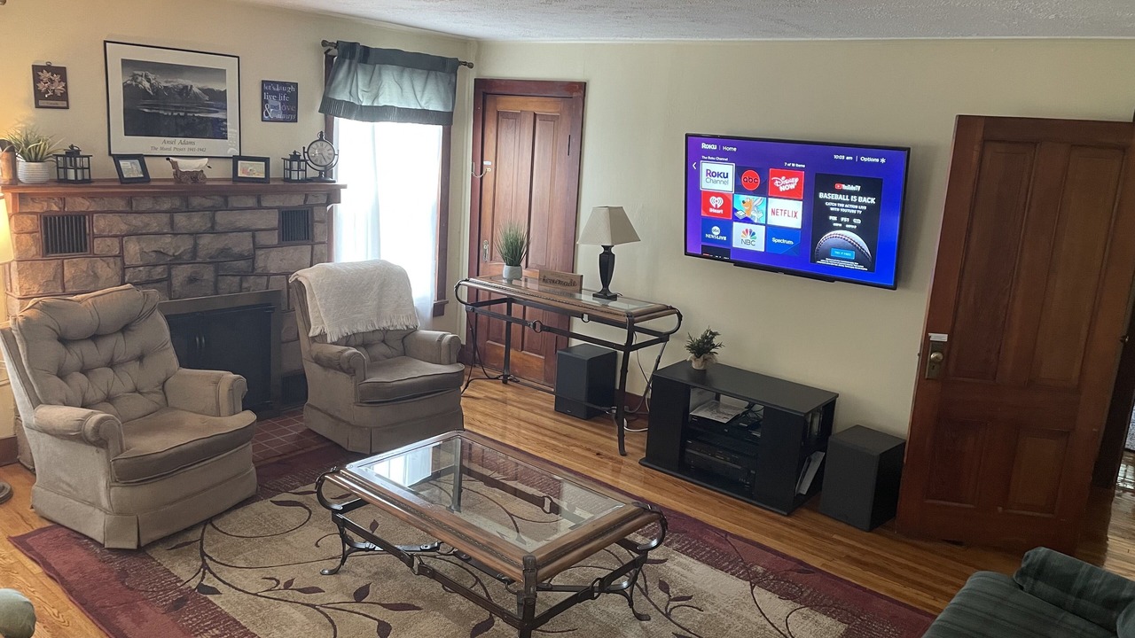 Photo of Livingroom in Little Valley