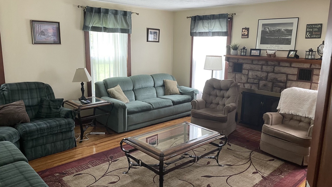 Photo of Livingroom in Little Valley