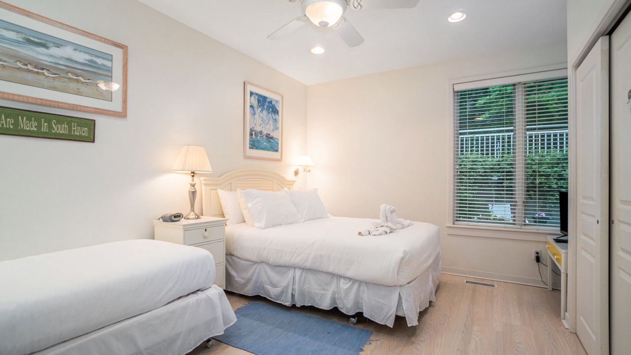Photo of Bedroom in South Haven