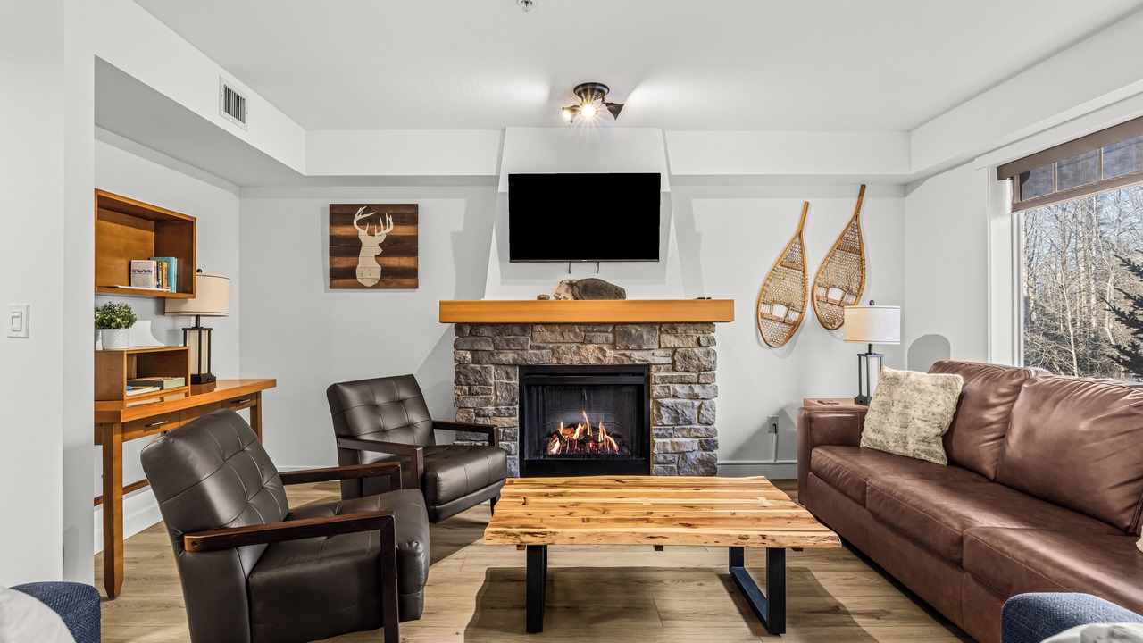 Photo of Livingroom in Copperstone Resort