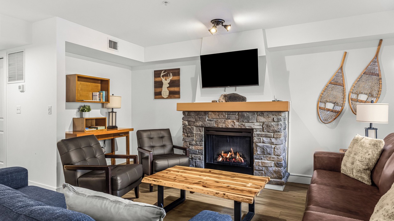 Photo of Livingroom in Copperstone Resort