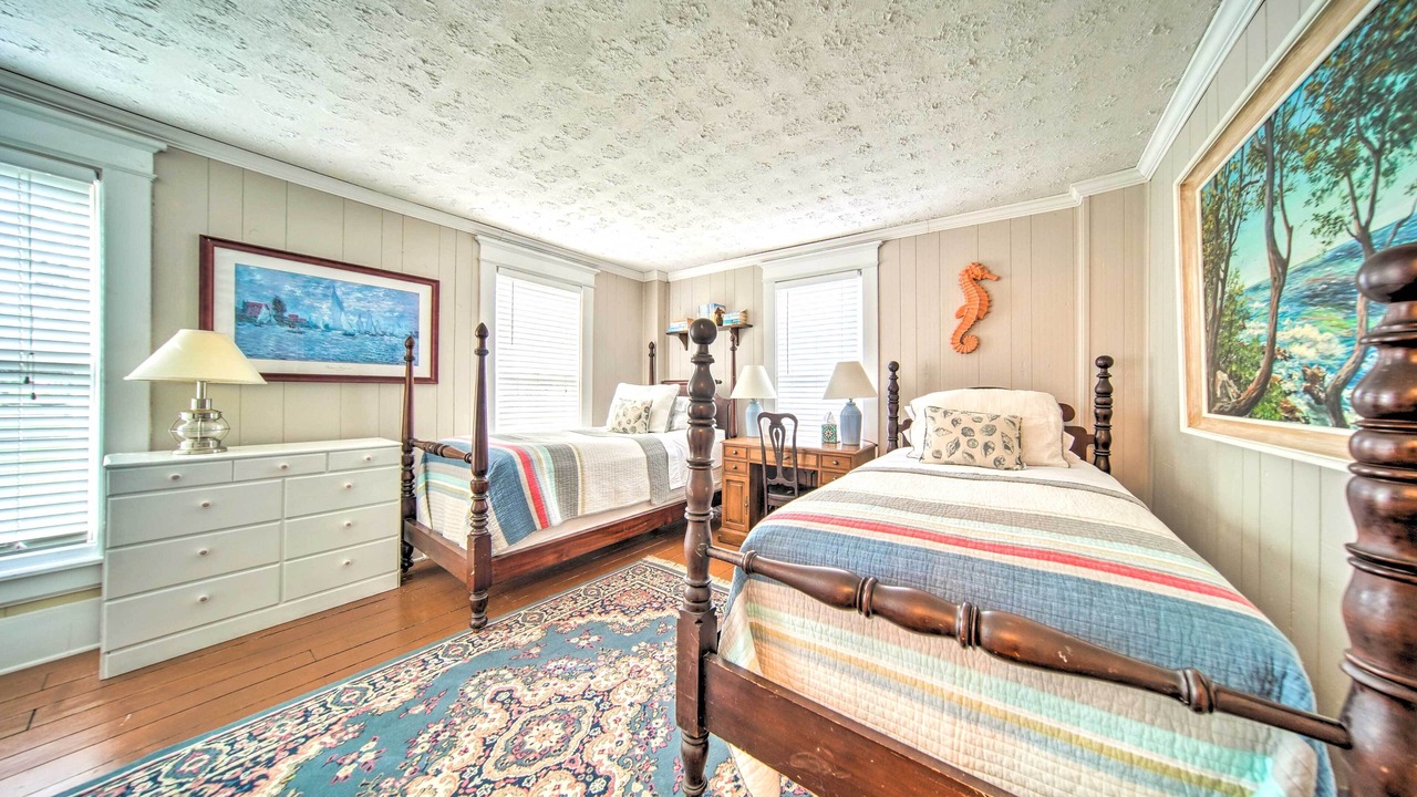 Photo of Bedroom in Ashtabula