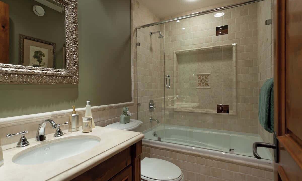 Photo of Bathroom in Blueberry Hill