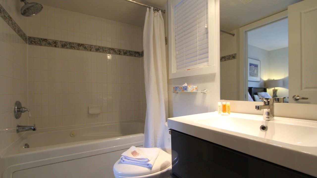 Photo of Bathroom in Village North