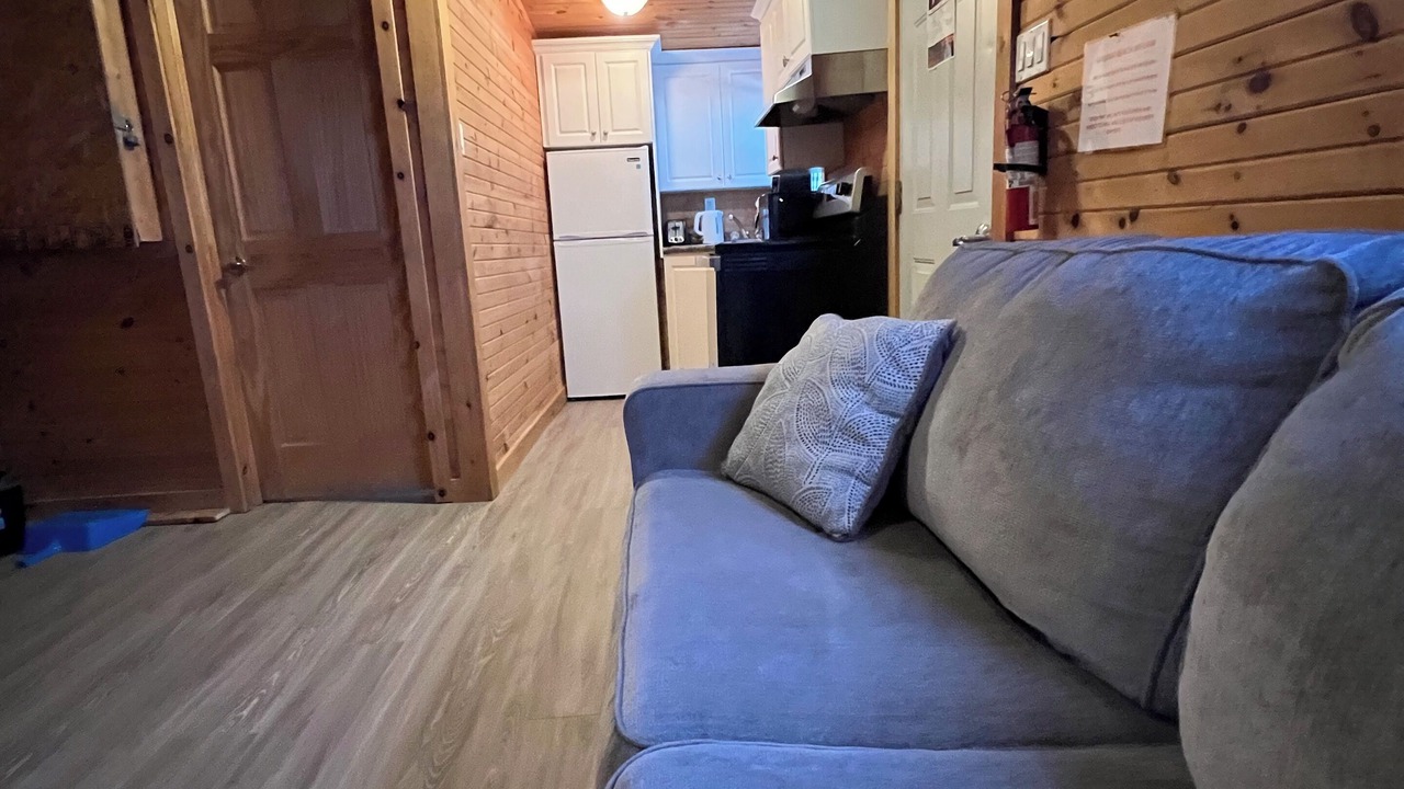 Photo of Livingroom in Wasaga Beach