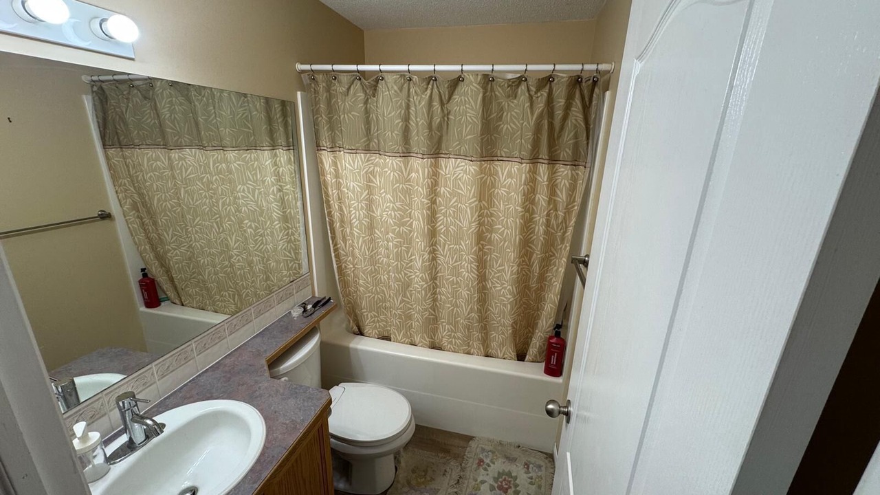 Photo of Bathroom in Sylvan Lake