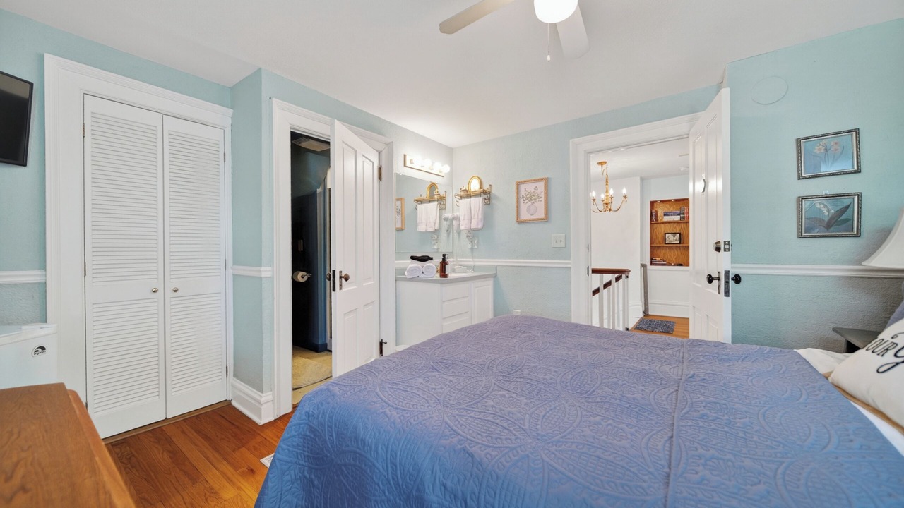 Photo of Bedroom in Girard