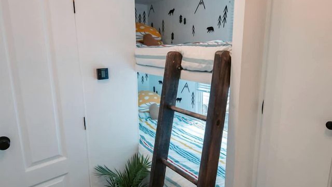 Photo of Bedroom in Miller Lake