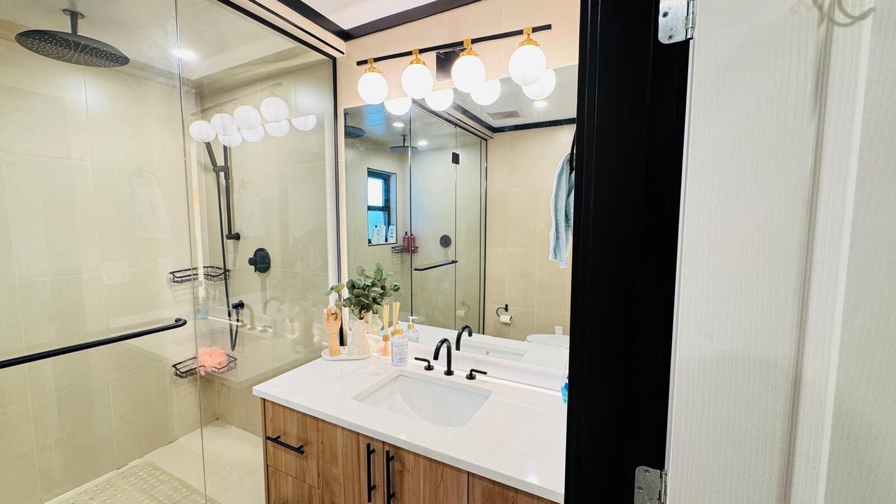 Photo of Bathroom in Delta