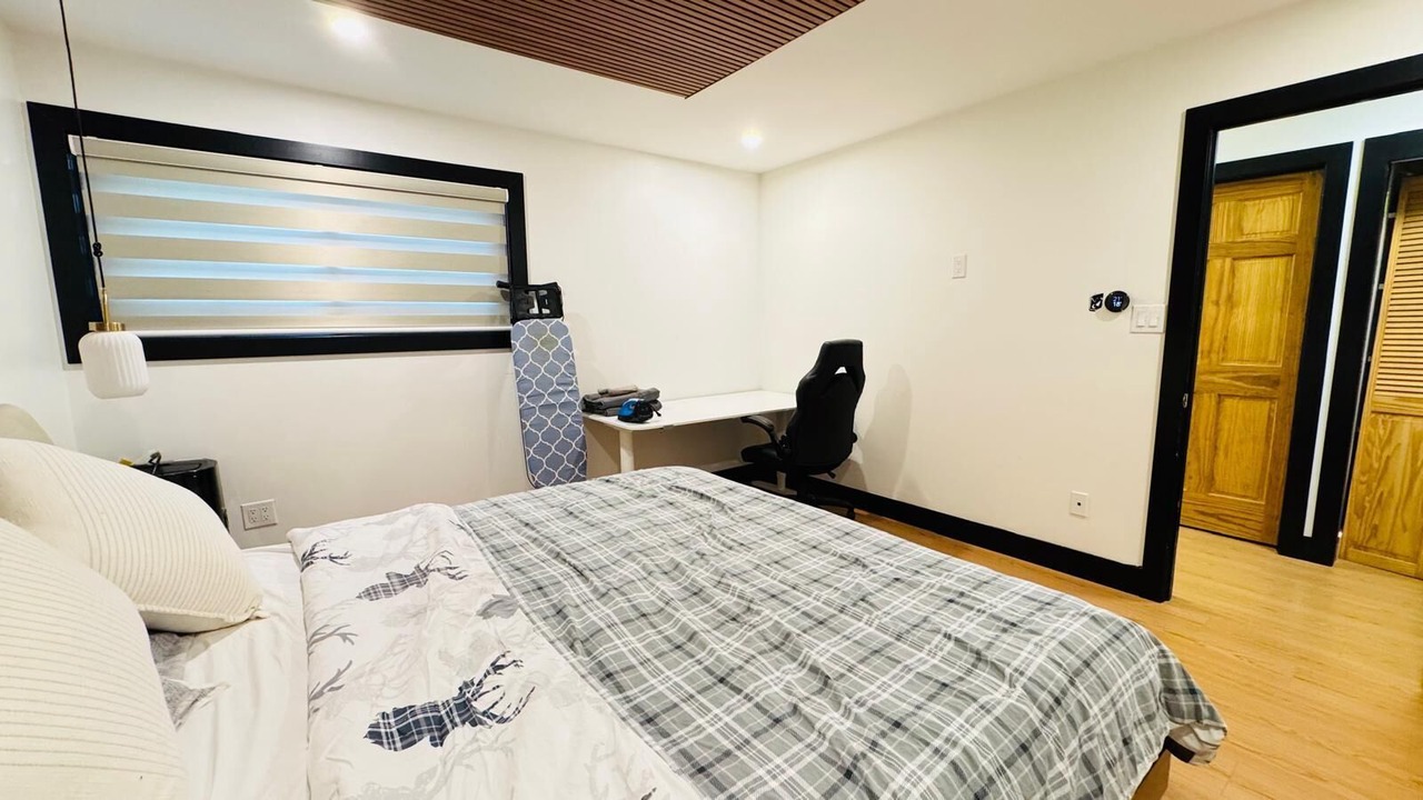 Photo of Bedroom in Delta