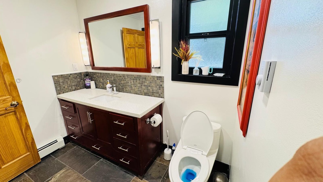 Photo of Bathroom in Delta