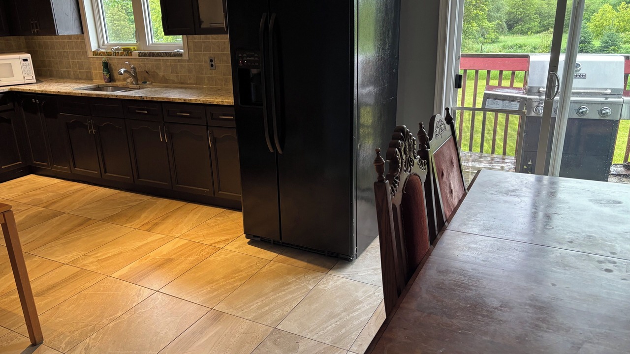 Photo of Kitchen in Adjala-Tosorontio