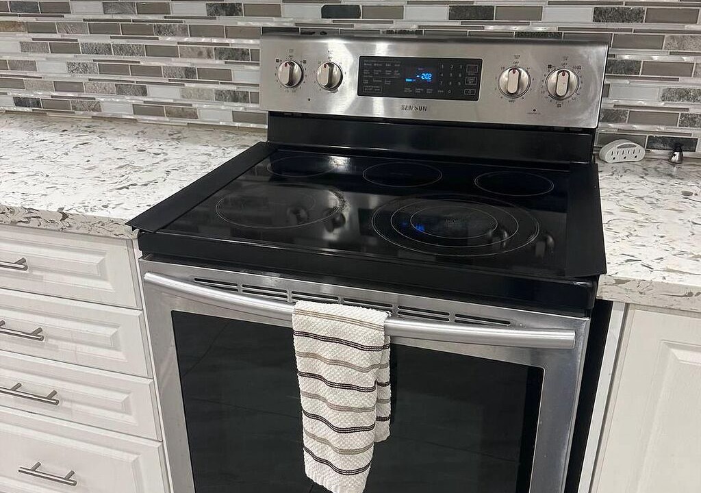 Photo of Kitchen in Churchill Meadows