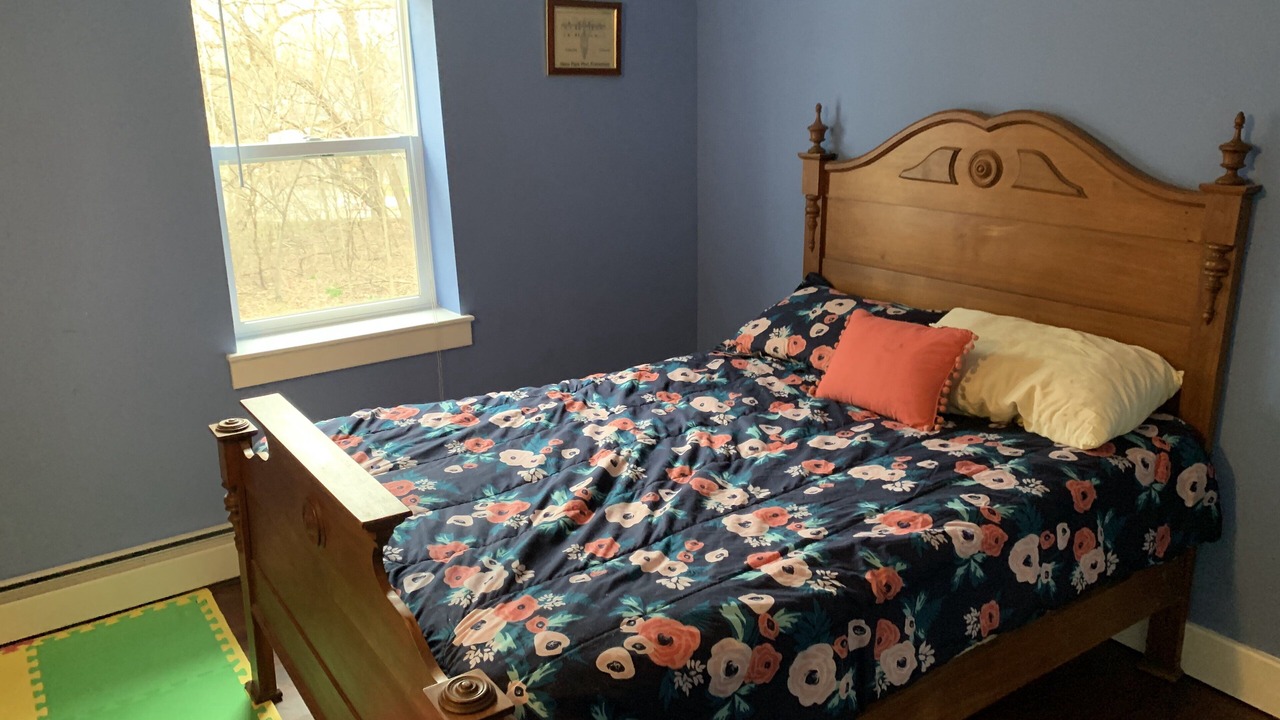 Photo of Bedroom in Lakeside