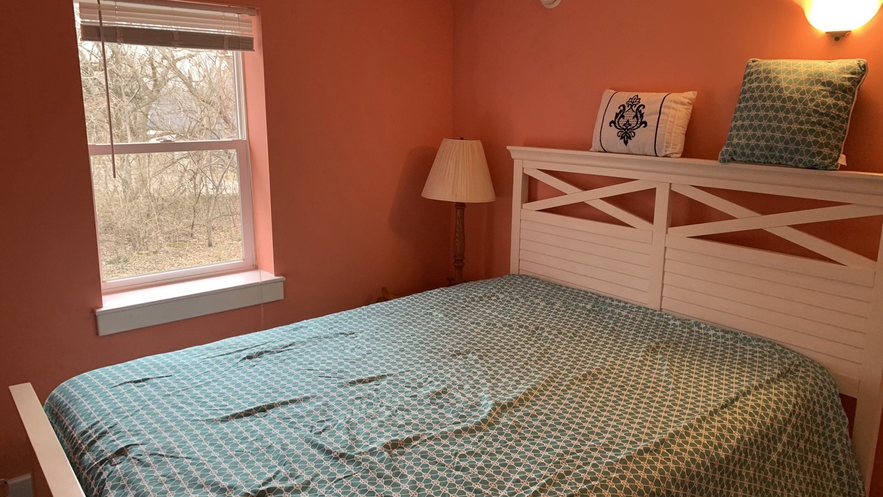 Photo of Bedroom in Lakeside