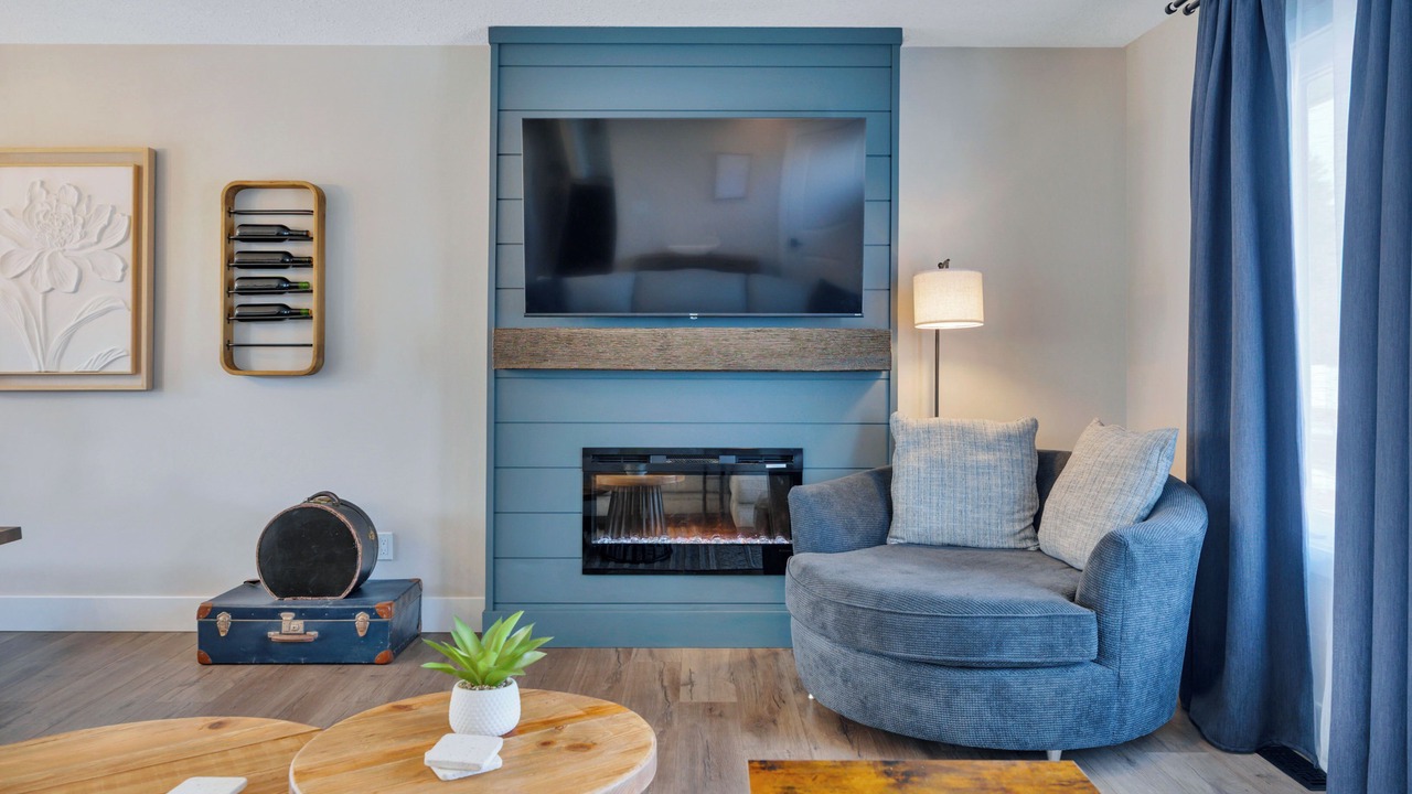Photo of Livingroom in Southeast Edmonton
