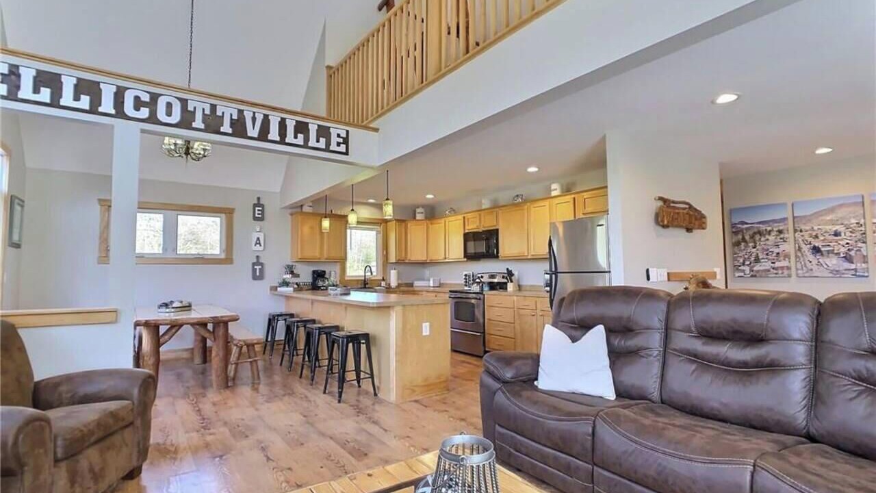 Photo of Livingroom in Great Valley