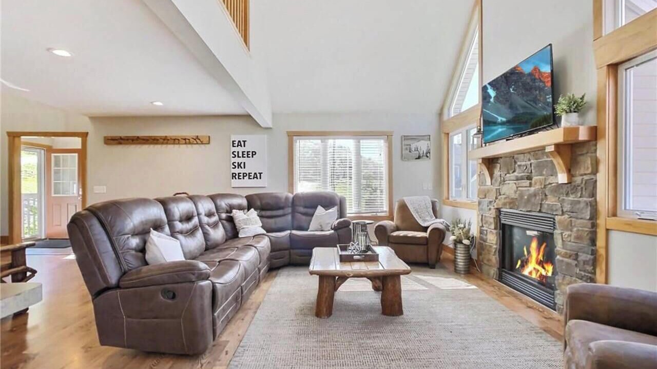 Photo of Livingroom in Great Valley