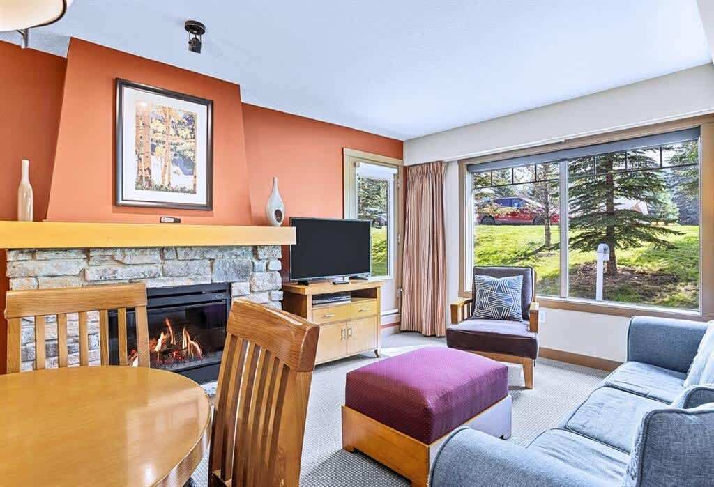 Photo of Livingroom in Copperstone Resort