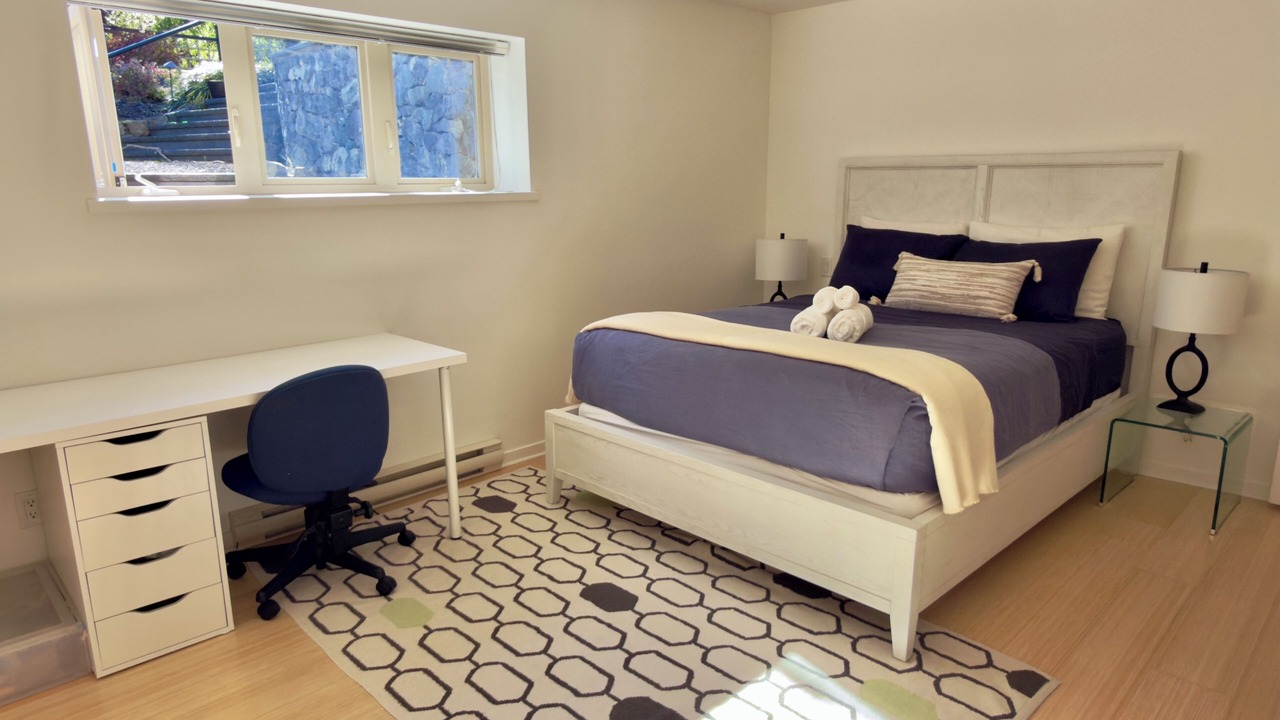 Photo of Bedroom in Saanich East