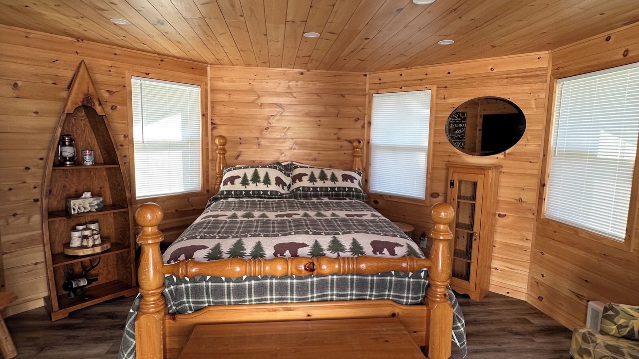 Photo of Bedroom in French River