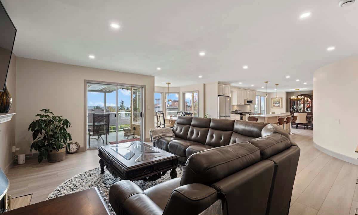 Photo of Livingroom in Coquitlam