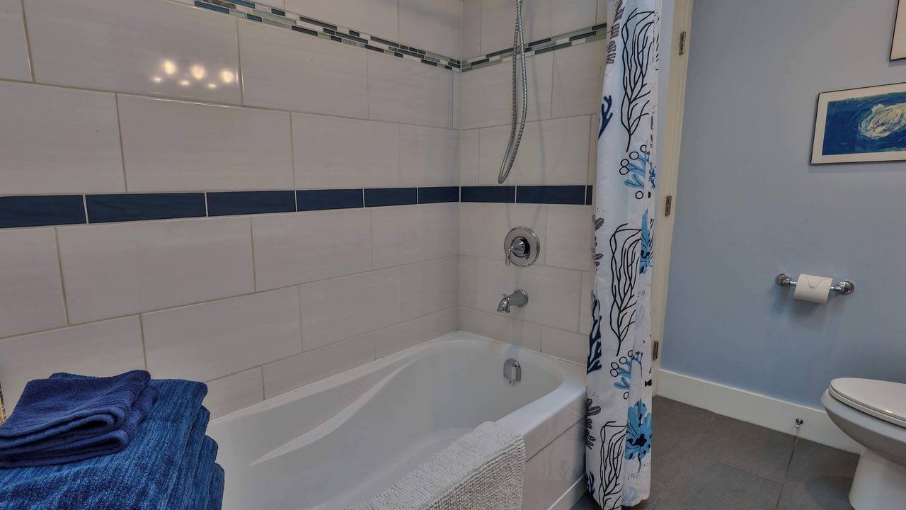 Photo of Bathroom in Grandview-Woodland
