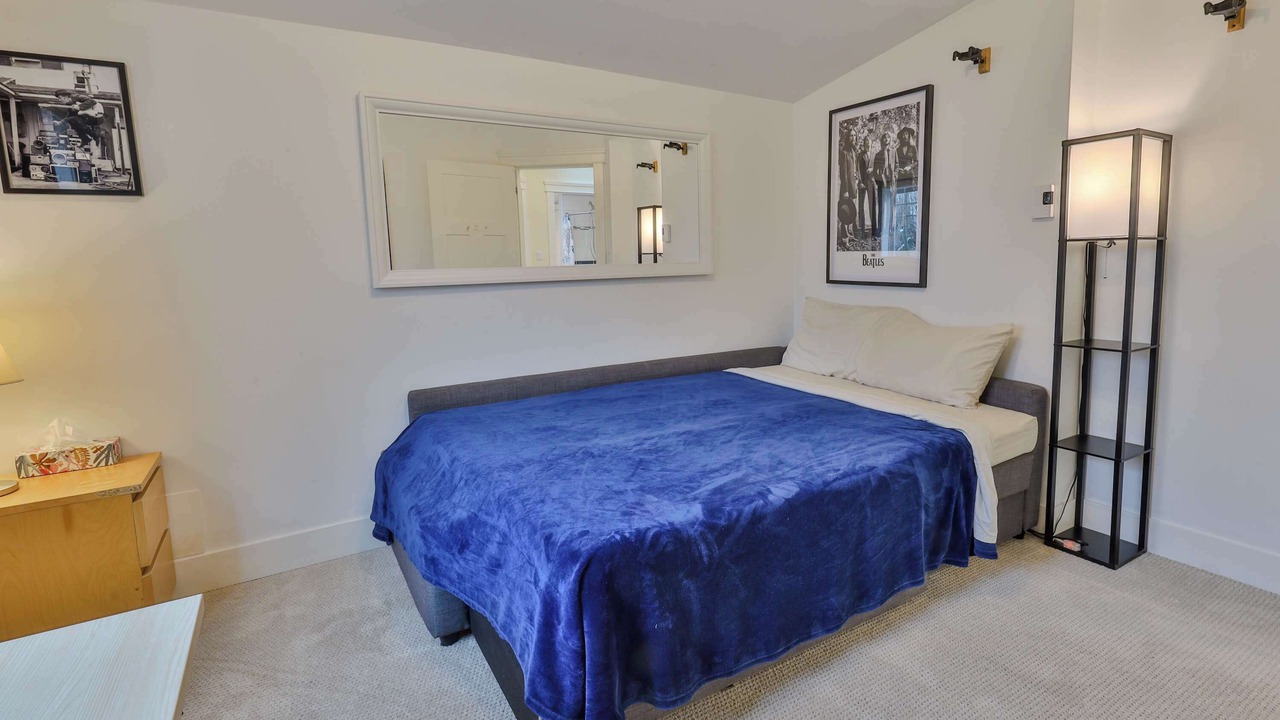 Photo of Bedroom in Grandview-Woodland